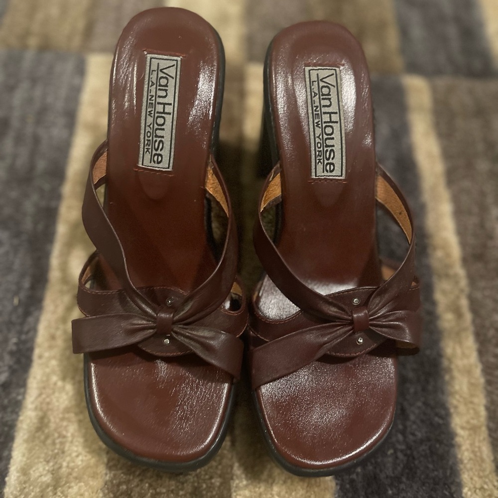 VINTAGE 90s Chunky Heels